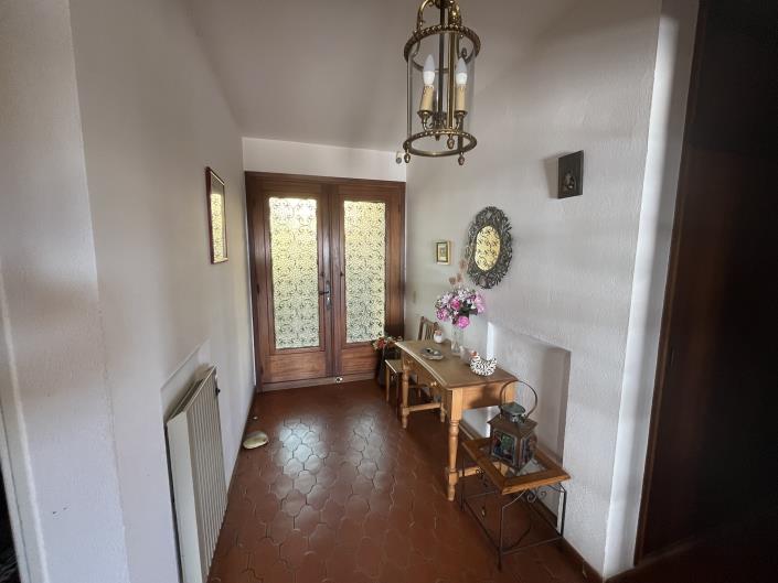 Image No.5-7 Bed Villa for sale