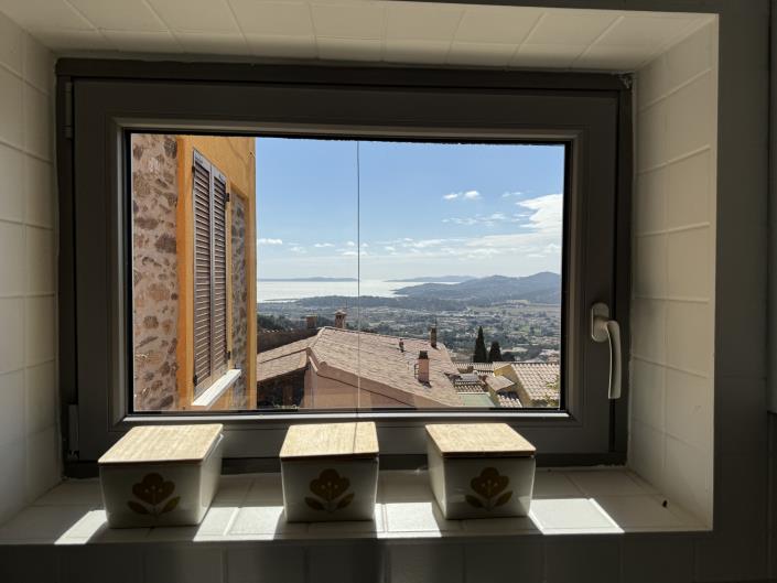 Image No.2-Maison de 1 chambre à vendre à Bormes-les-Mimosas