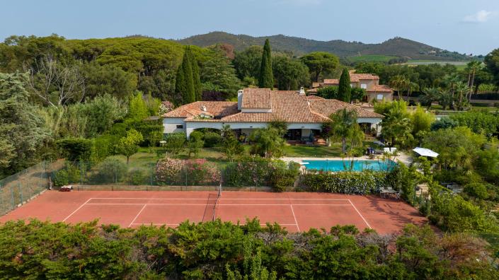 Image No.3-Villa de 6 chambres à vendre à La Londe-les-Maures