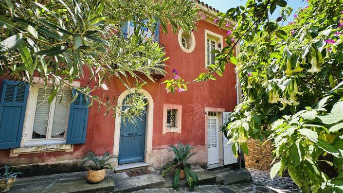 Image No.1-3 Bed Village House for sale