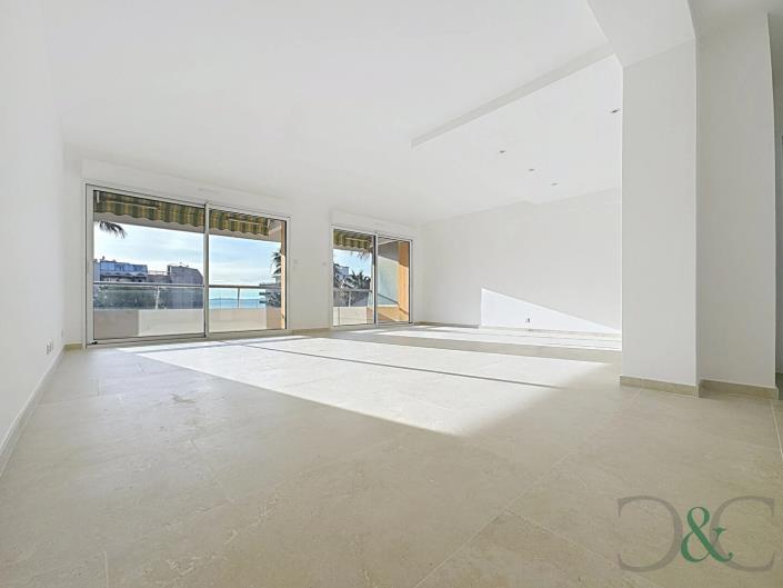 Image No.4-Appartement de 2 chambres à vendre à Le Lavandou