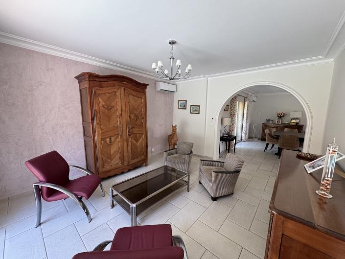 Image No.5-Villa / Détaché de 5 chambres à vendre à Bormes-les-Mimosas