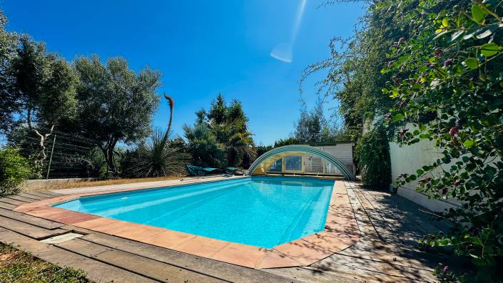 Image No.3-3 Bed Villa for sale