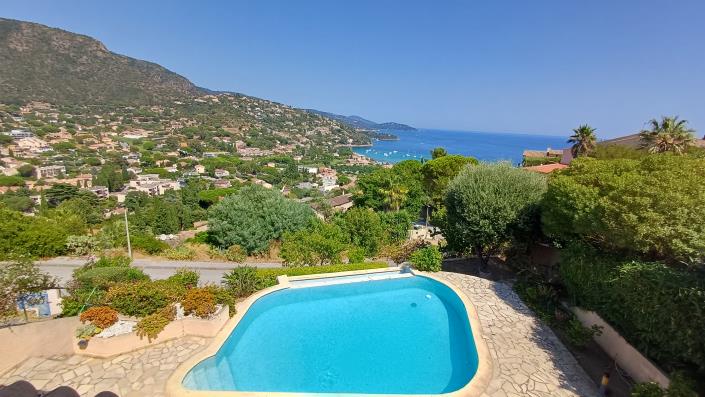 Image No.2-2 Bed Villa for sale