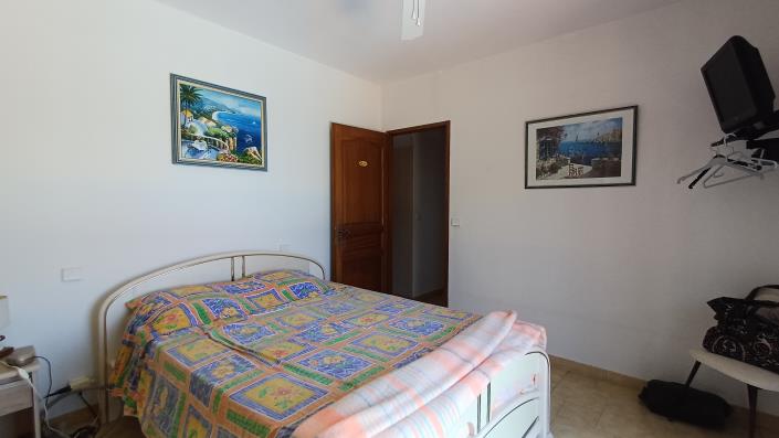 Image No.6-2 Bed Villa for sale