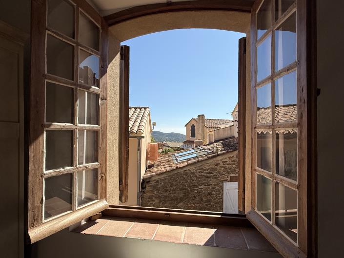 Image No.6-Maison de village de 1 chambre à vendre à Bormes-les-Mimosas