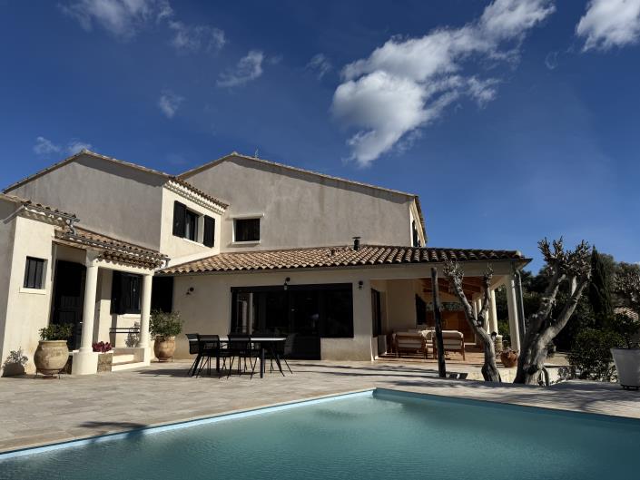 Image No.3-5 Bed Villa for sale