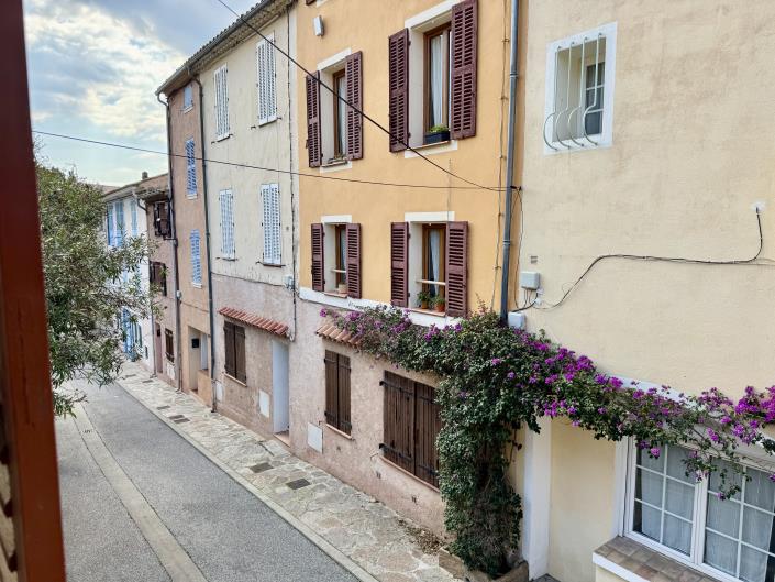 Image No.9-Maison de 2 chambres à vendre à Bormes-les-Mimosas