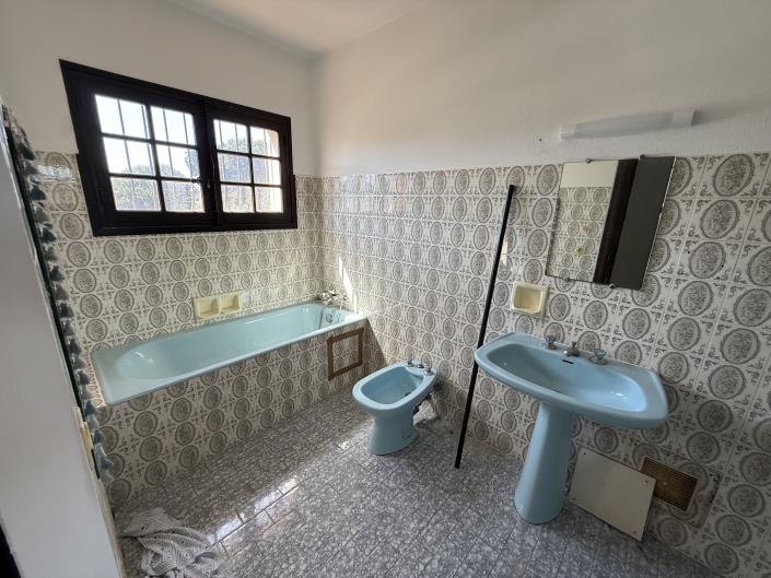 Image No.9-3 Bed House for sale