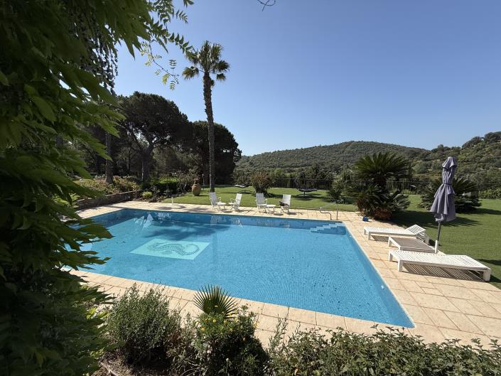 Image No.5-5 Bed Country House for sale