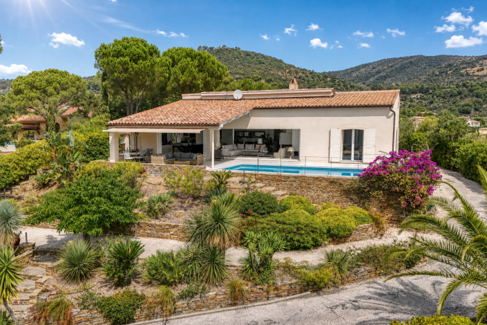 Image No.3-4 Bed Villa for sale