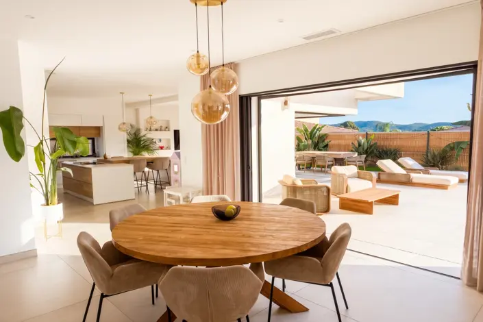 Image No.4-4 Bed Villa for sale