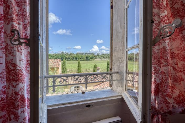 Image No.11-Vignoble de 10 chambres à vendre