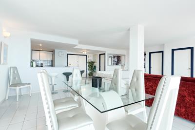 marina-botafoch-apartment-dining-table
