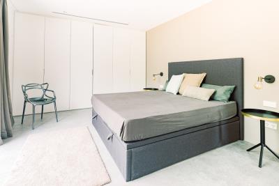 buscastell-villa-sales-bed-bedroom