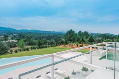 buscastell-villa-sales-rooftop-view