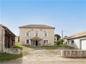 Image No.0-Maison de 3 chambres à vendre à Lot-et-Garonne