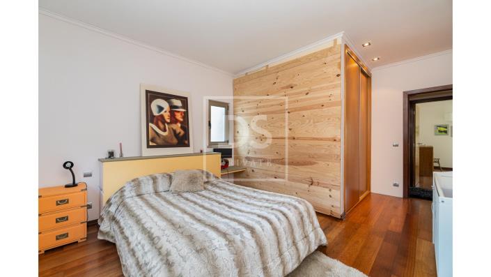 Image No.20-3 Bed House for sale