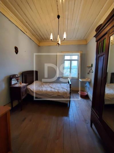 Image No.19-5 Bed Farmhouse for sale