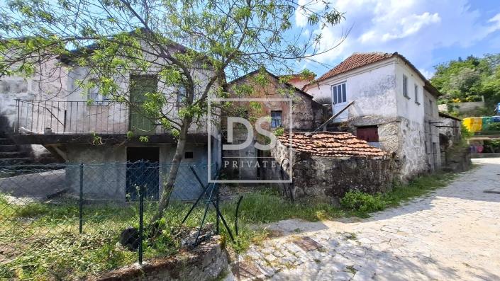 Image No.2-3 Bed Country House for sale