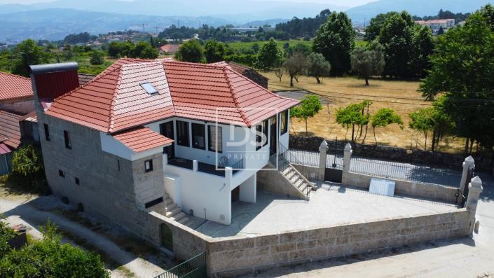 Image No.10-3 Bed Apartment for sale