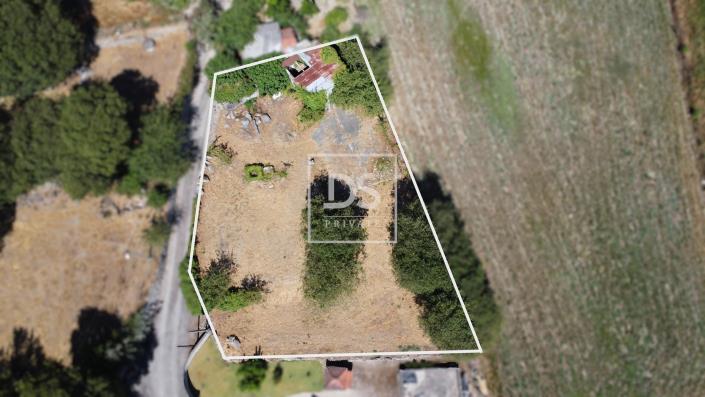 Image No.10-1 Bed Country House for sale