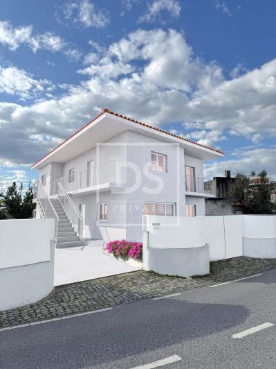 Image No.8-3 Bed Apartment for sale