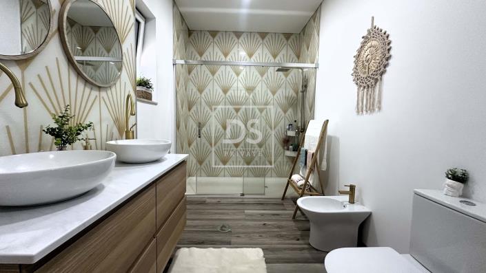 Image No.33-4 Bed House for sale