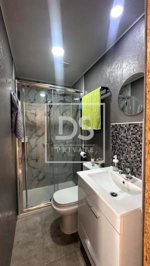 Image No.40-4 Bed House for sale