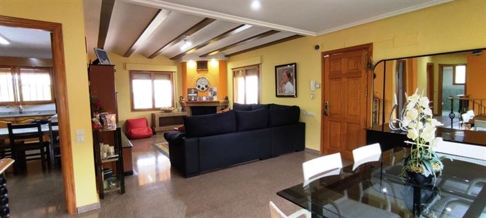 Image No.8-5 Bed Villa for sale