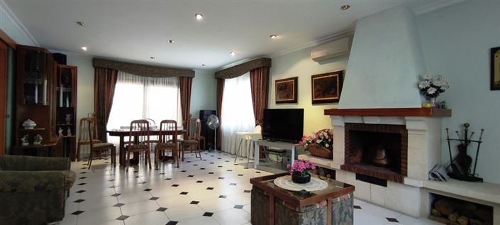 Image No.8-6 Bed Villa for sale