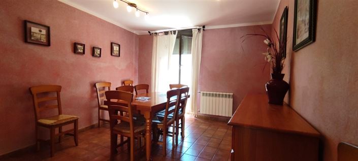 Image No.5-6 Bed Townhouse for sale