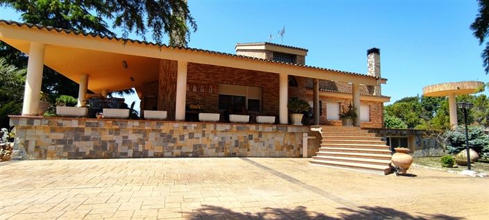 Image No.5-6 Bed Villa for sale