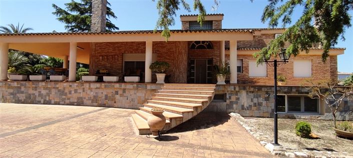 Image No.6-6 Bed Villa for sale