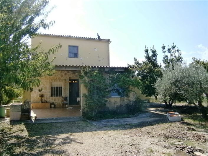 Image No.1-2 Bed Country House for sale