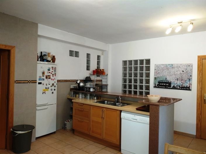 Image No.7-5 Bed Country House for sale