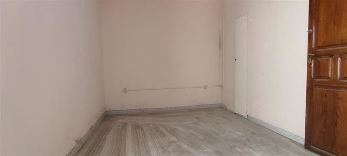 Image No.10-7 Bed Townhouse for sale