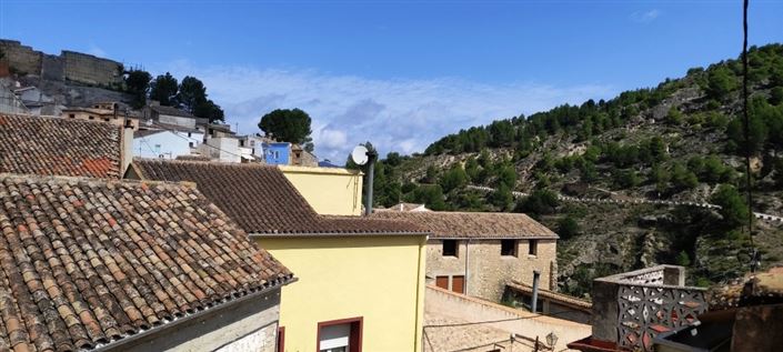 Image No.10-3 Bed Townhouse for sale