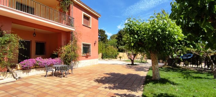 Image No.3-7 Bed Villa for sale