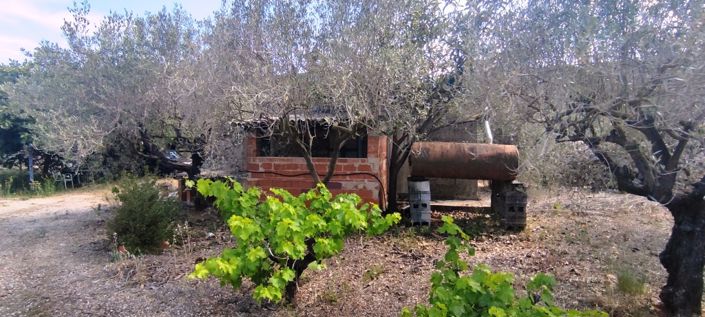 Image No.10-1 Bed Country House for sale