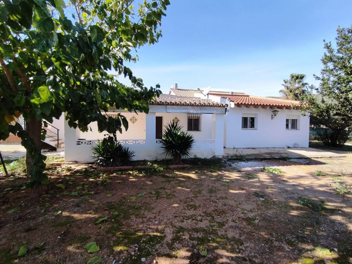 Image No.1-4 Bed Country House for sale