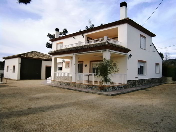 Image No.1-Maison de campagne de 5 chambres à vendre à Ontinyent