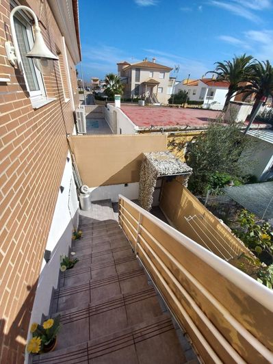 Image No.9-3 Bed Property for sale