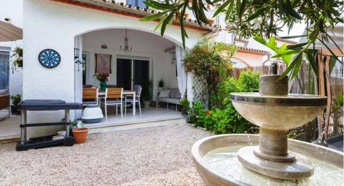 Image No.3-3 Bed Property for sale