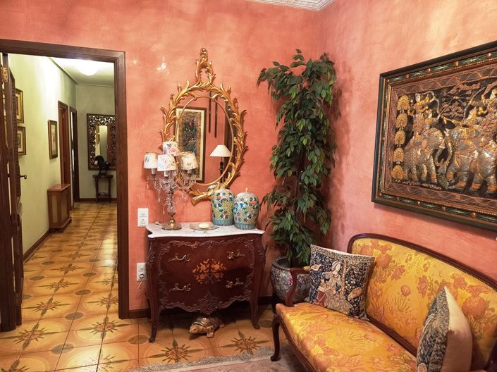 Image No.10-5 Bed Apartment for sale