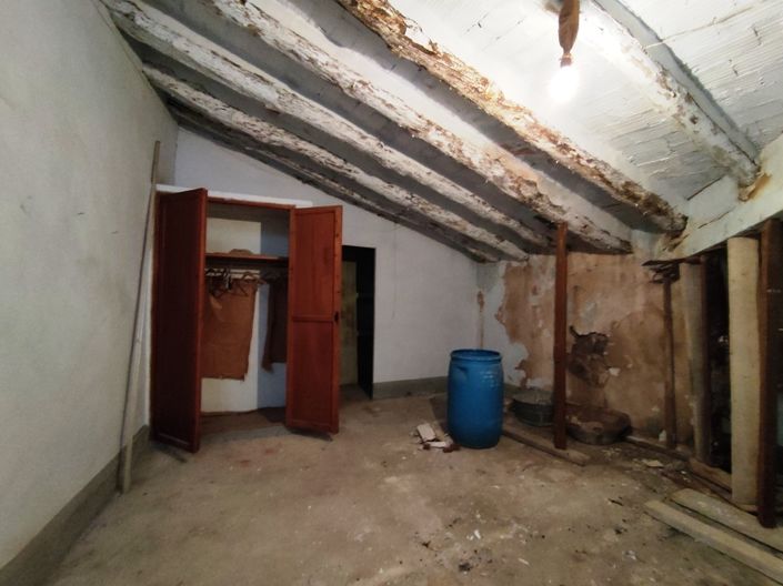 Image No.9-3 Bed Townhouse for sale