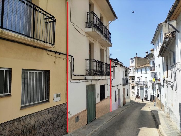 Image No.1-5 Bed Townhouse for sale