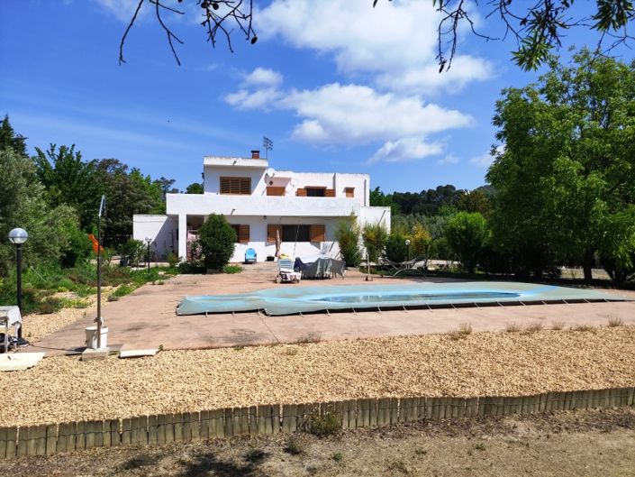 Image No.1-4 Bed Country House for sale