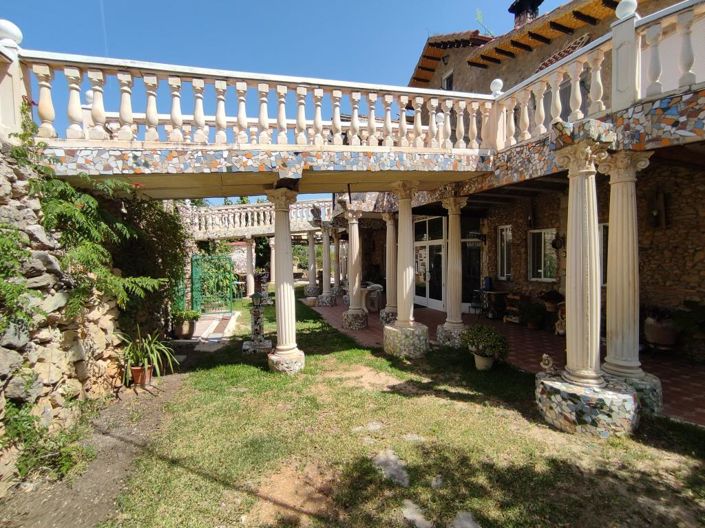 Image No.1-2 Bed Country House for sale