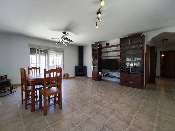 Image No.5-3 Bed Country House for sale